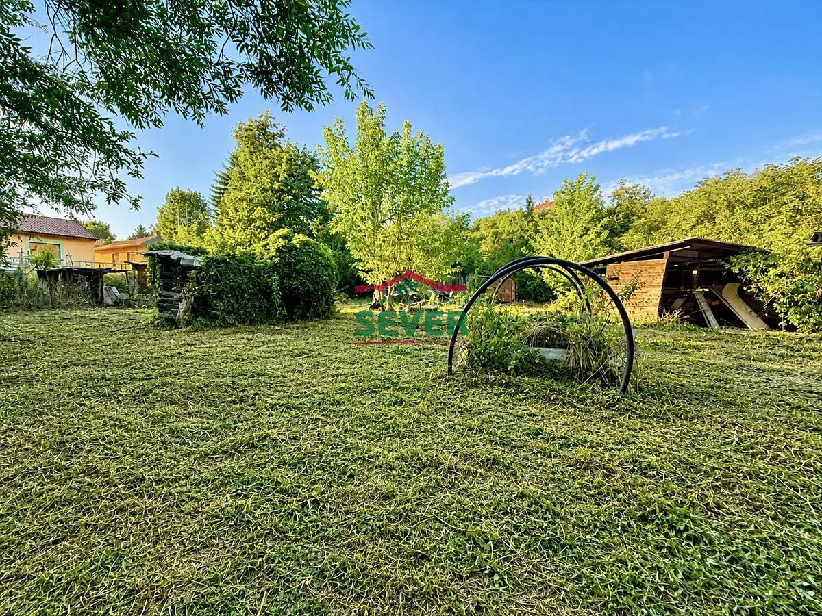 Prodej zahrady 1186 m²